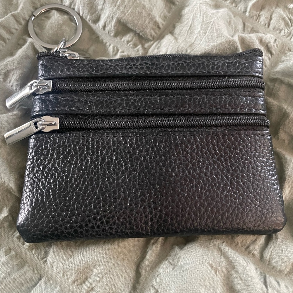 Black Leather Zippered Keychain Pouch